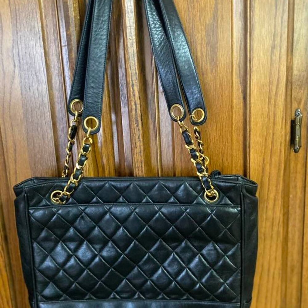 EXCELLENT CONDITION! VINTAGE CHANEL TIMELESS LAMBSKIN LEATHER LARGE TOTE - Picture 7 of 15